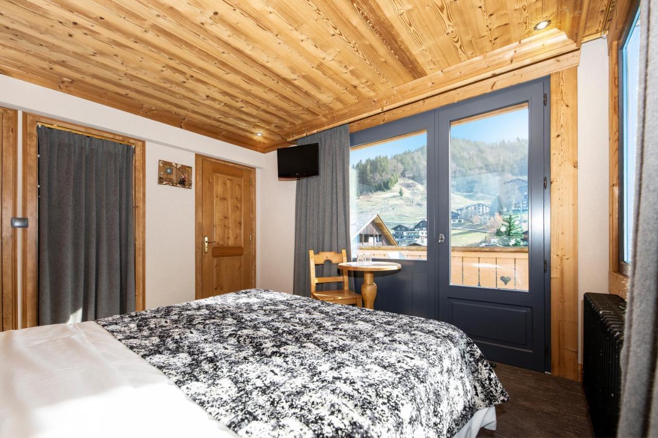 Hotel-Chalet Les Ecureuils Restaurant, Piscine, Garage Le Grand-Bornand Luaran gambar