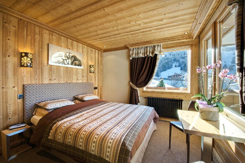 Hotel-Chalet Les Ecureuils Restaurant, Piscine, Garage Le Grand-Bornand Bilik gambar