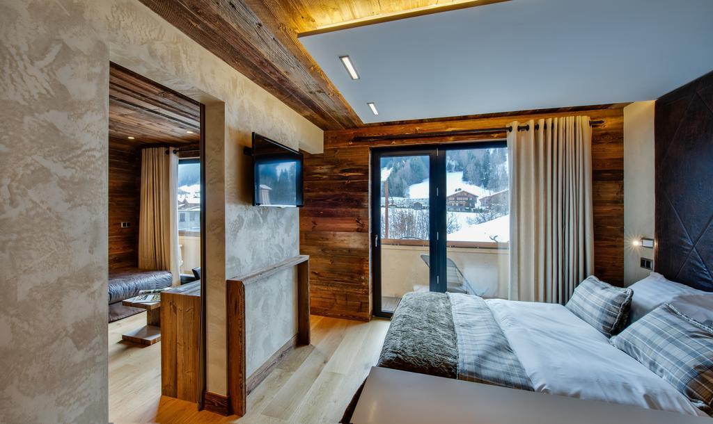 Hotel-Chalet Les Ecureuils Restaurant, Piscine, Garage Le Grand-Bornand Luaran gambar